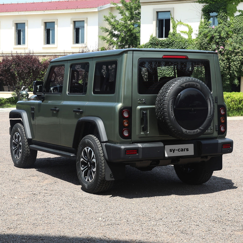 212 T01 2.0T Gasoline Vehicle Compact SUV 2.0L 92# 4X4 4WD National VI 8-Speed Automatic Transmission Made in China