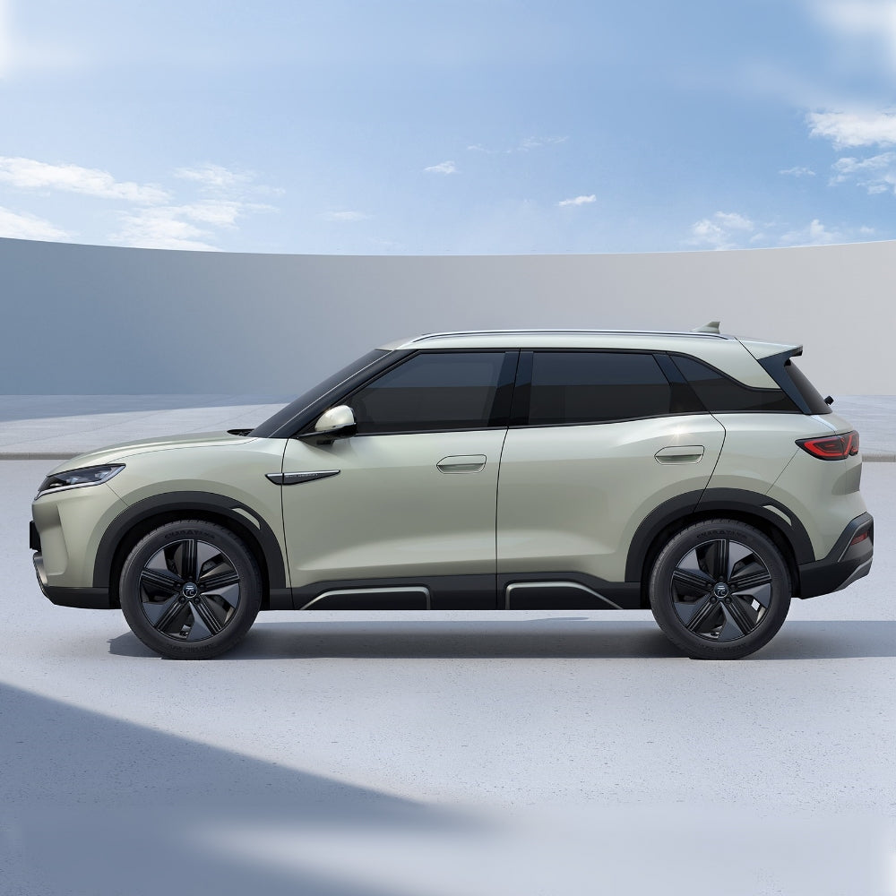 BYD Yuan UP 2024 EV BEV Pure Electric Car Medium Sedan Vehicle 5 Seats Hatchback Automobile