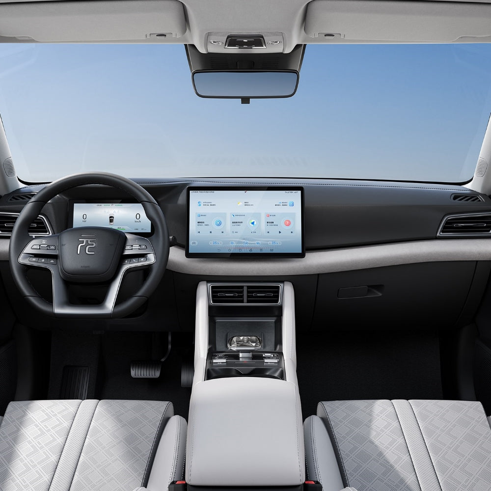 BYD Yuan UP 2024 EV BEV Pure Electric Car Medium Sedan Vehicle 5 Seats Hatchback Automobile