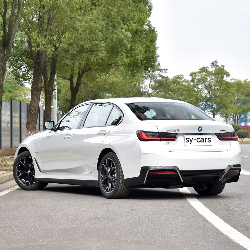 BMW Brilliance Huachen BMW i3 2024 Models eDrive 35L & eDrive 40L EV BEV CLTC Range 526km 592km Medium Sedan