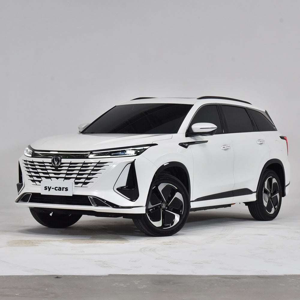 Changan Auto CS75PLUS iDD PHEV Plug in Hybrid Vehicle Compact SUV WLTC 130km New Energy Car Made in China