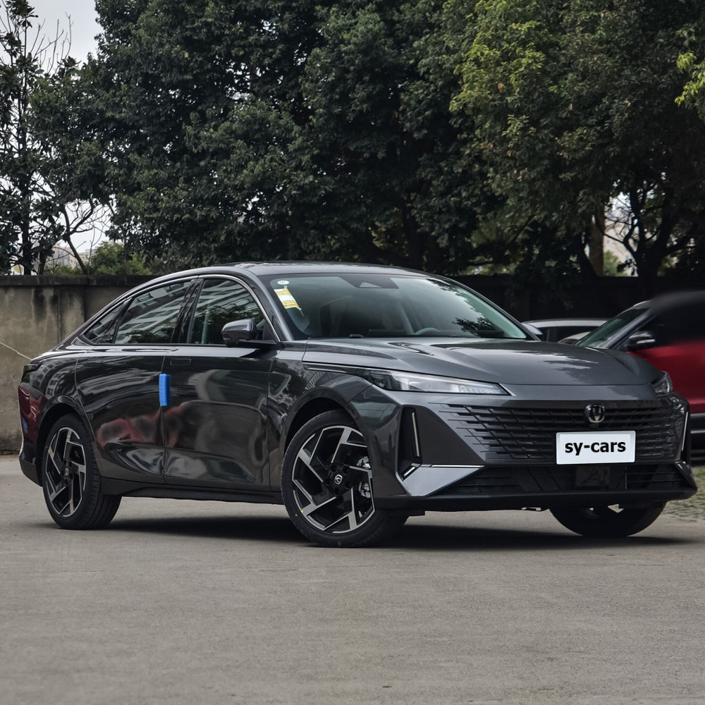 Changan Auto Lamore Blue Whale NE 1.5T GDI DCT Dual-Clutch Transmission Compact Sedan Gasoline Vehicle FWD Car Made in China