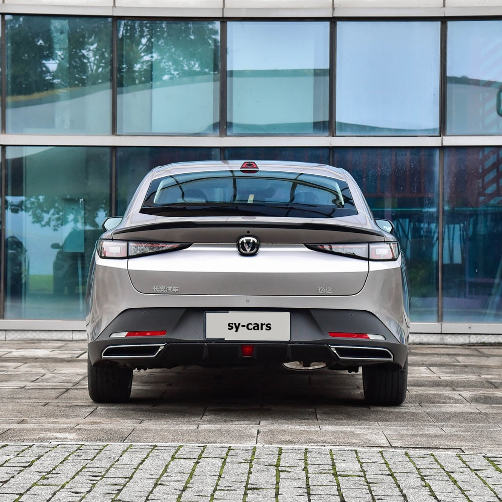 Changan Auto Lamore Blue Whale NE 1.5T GDI DCT Dual-Clutch Transmission Compact Sedan Gasoline Vehicle FWD Car Made in China