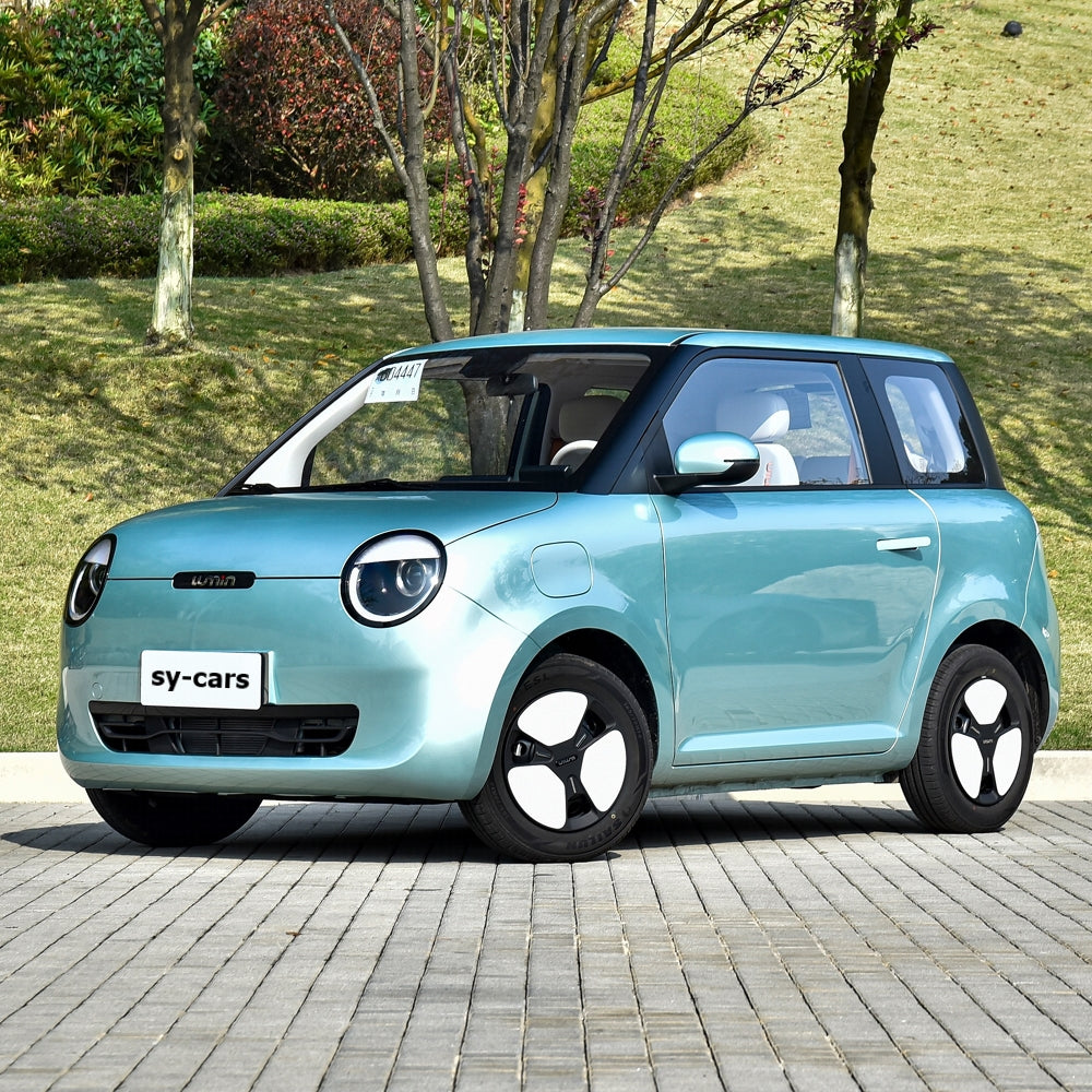 Changan Auto Lumin EV BEV CLTC 205km 301km Micro Sedan New Energy Car Made in China