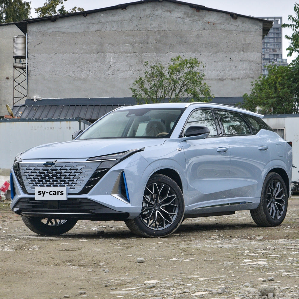 Changan Auto Oushang Z6 New Energy Vehicle iDD 150km PHEV Plug in Hybrid Car Compact SUV Made in China