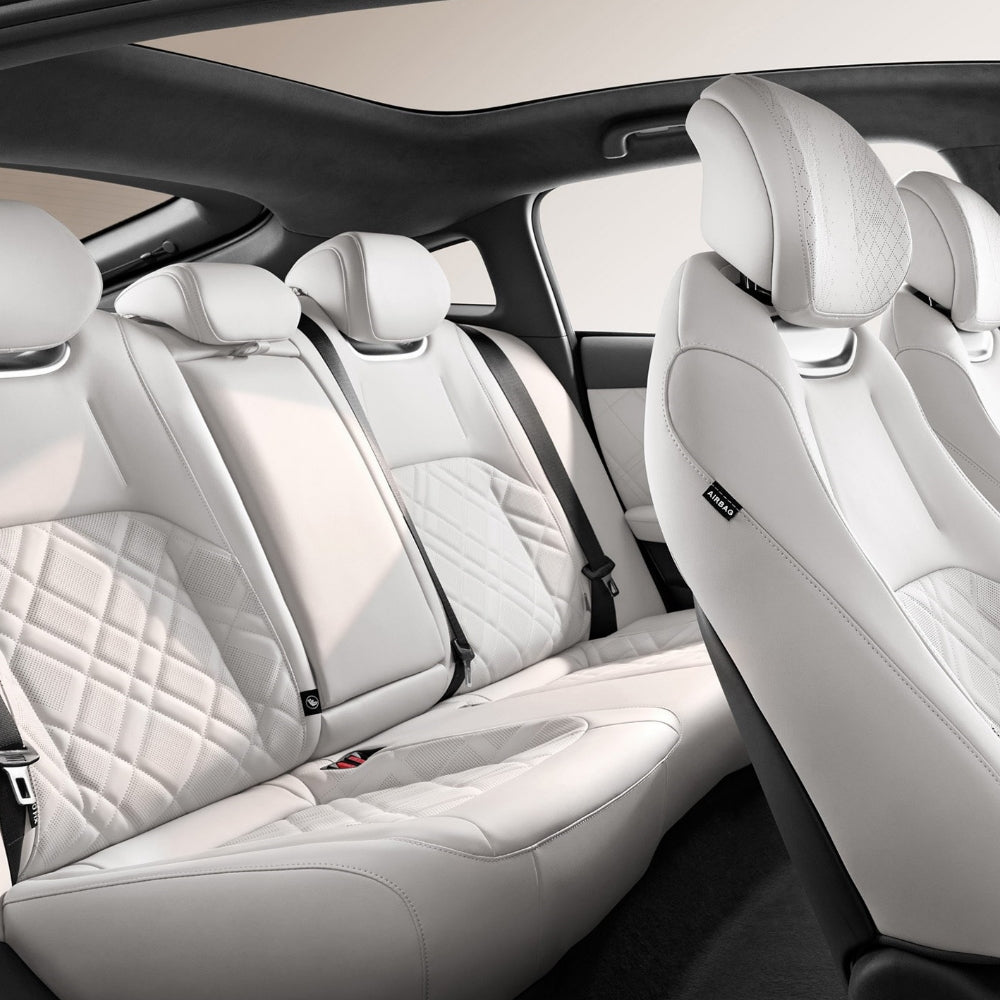 Changan Auto Qiyuan A07 Pure Electric EV BEV Plug in Hybrid PHEV Medium to Large Hatchback Car Made in China