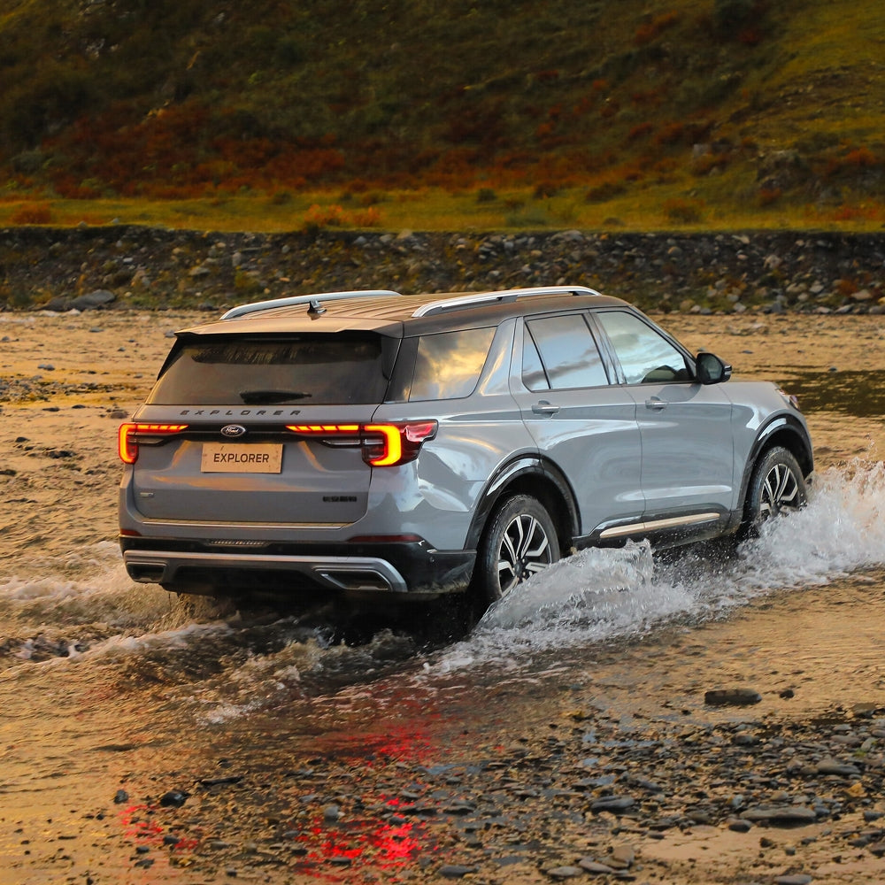 Changan Ford Explorer 2023 2024 Gasoline Vehicle Medium to Large SUV 2.3T 6 Seaters 7 Seats 92# National VI Made in China