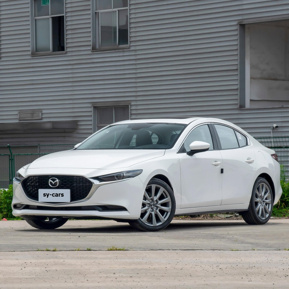 Changan Mazda 3 Axela 1.5L 2.0L Gasoline Vehicle 5 Seaters 2023 Compact Sedan Gasoline+24V Light Hybrid System Car Made in China