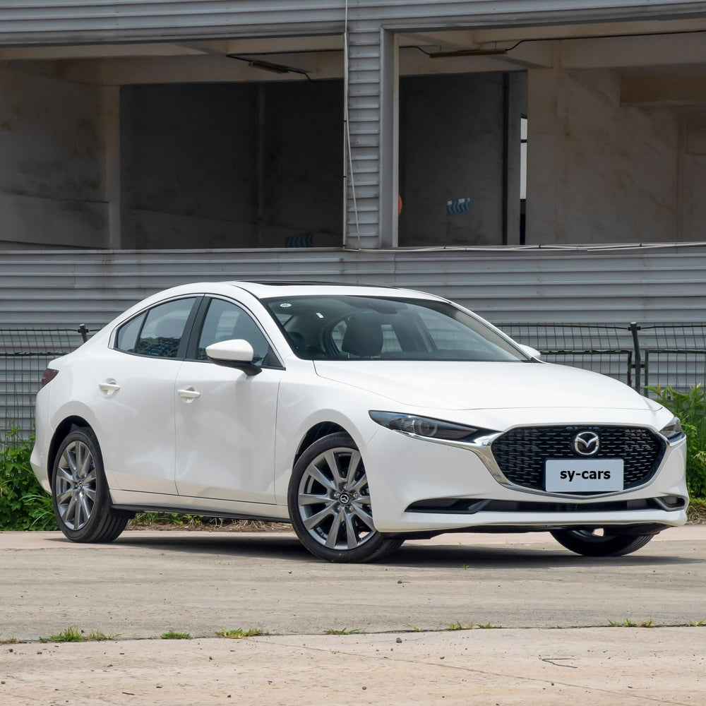 Changan Mazda 3 Axela 1.5L 2.0L Gasoline Vehicle 5 Seaters 2023 Compact Sedan Gasoline+24V Light Hybrid System Car Made in China