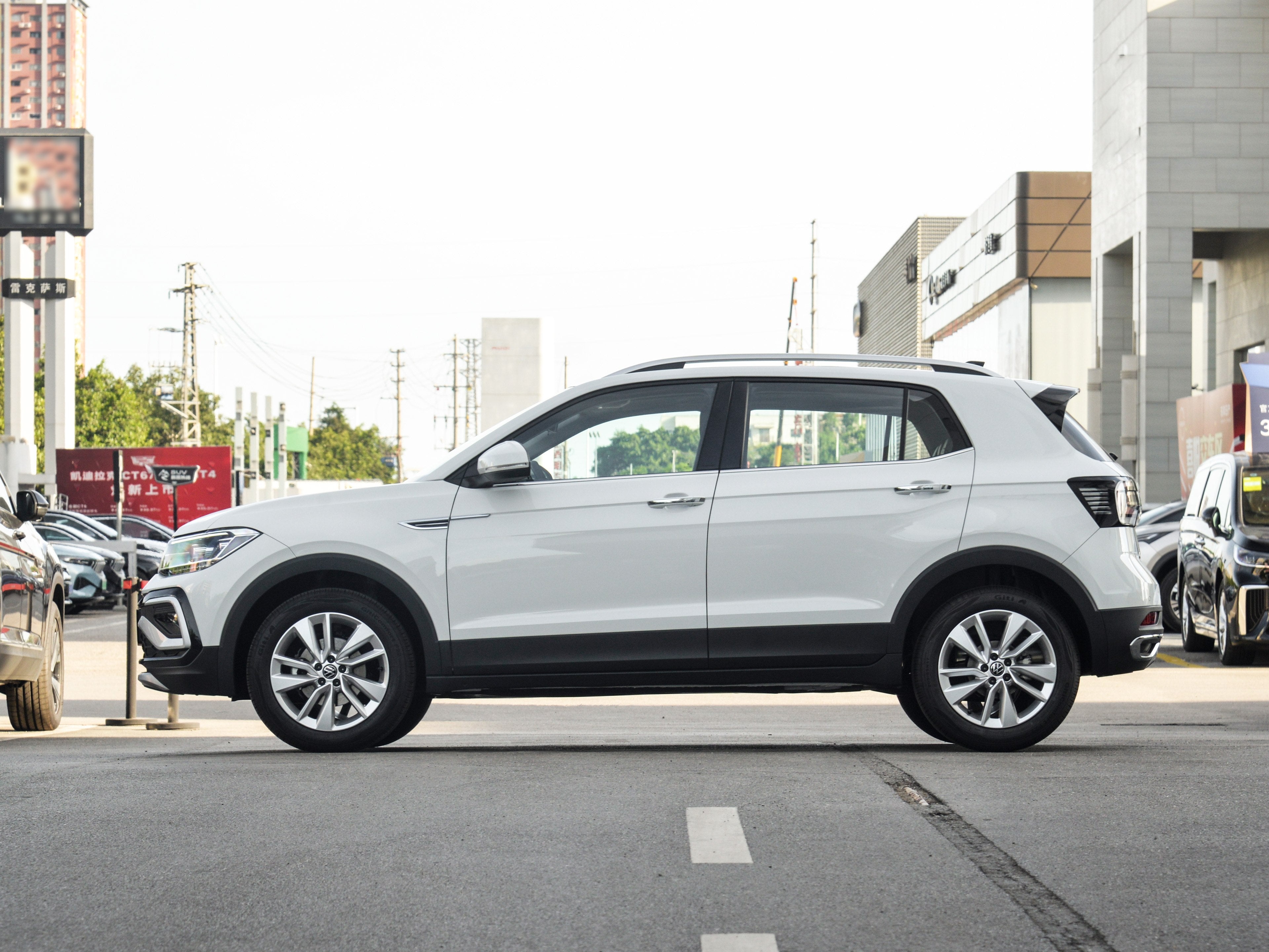 SAIC Volkswagen T-Cross 2023 Version 1.5L 1.5T 5 Seats Front Wheel Drive 92# Gasoline SUV Vehicle