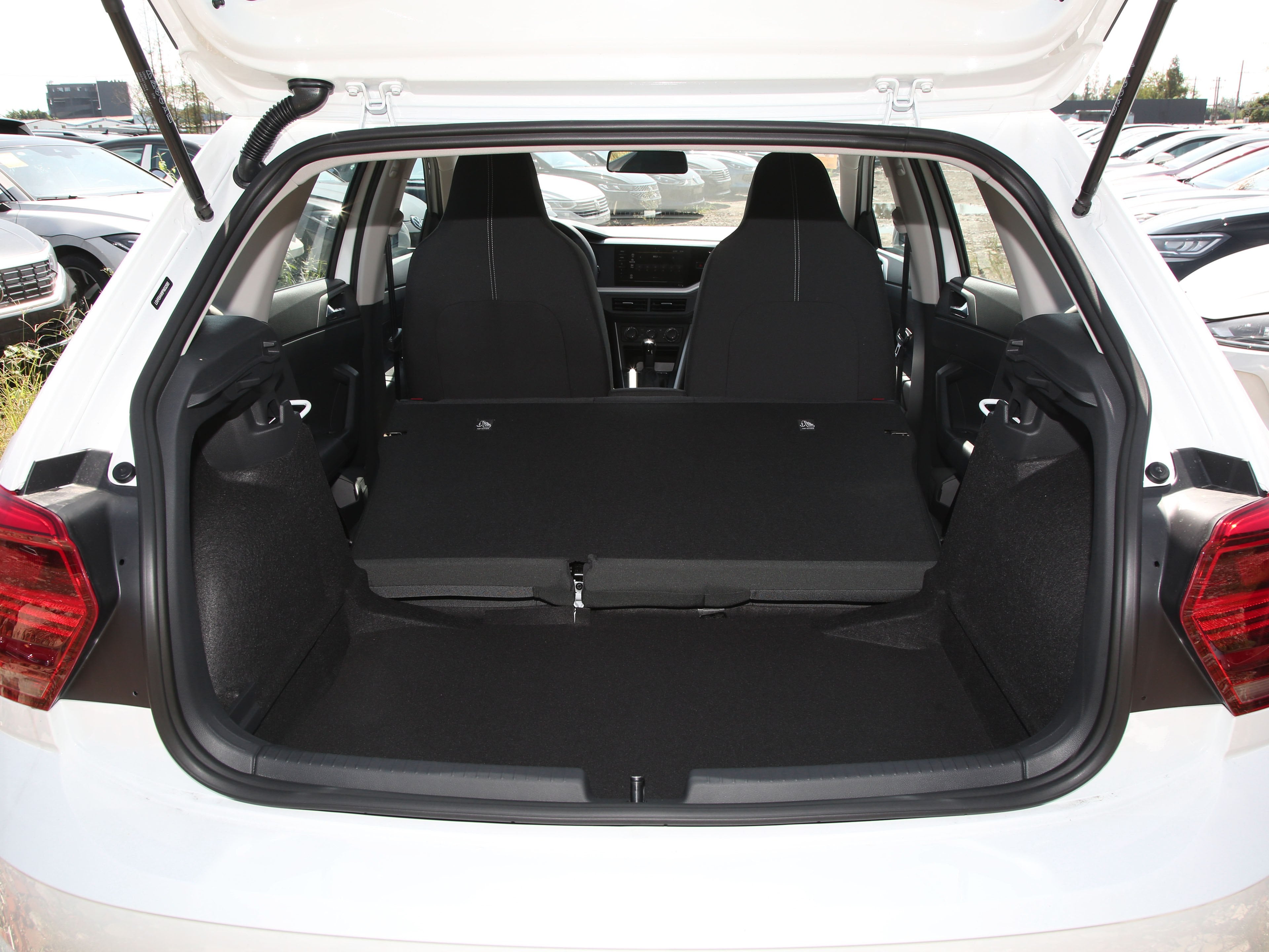 SAIC VW POLO 2023 PLUS 1.5L Fuel Sedan 110hp L4 Gasoline Vehicle Two-box Passenger Car