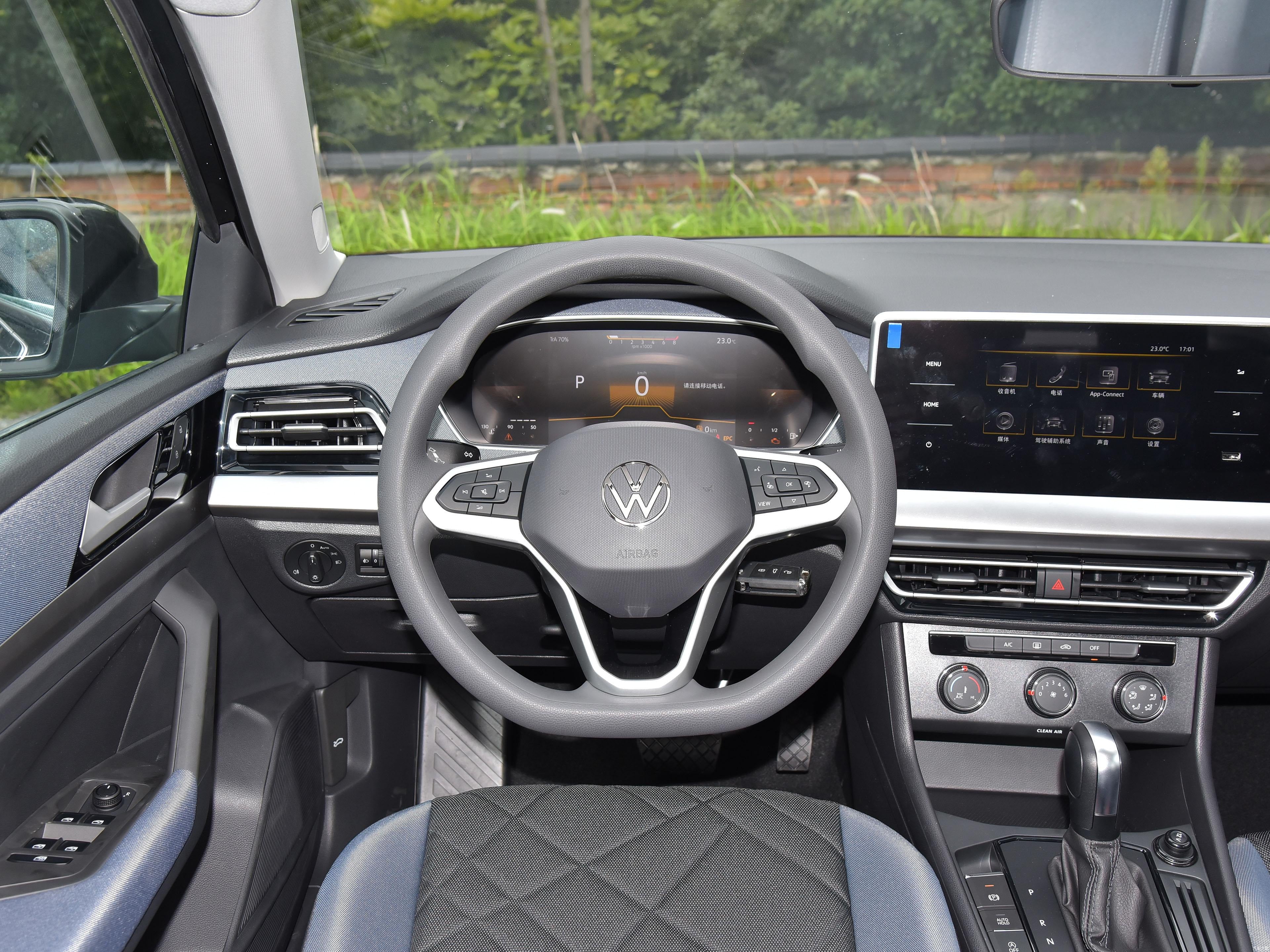 SAIC Volkswagen Lavida 2024 300TSI DSG Edition Fuel Auto 2WD Maximum Power 110kW 1.4L 1.5L Gasoline Vehicle