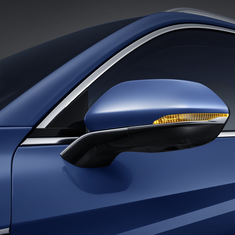 FAW Hongqi HS5 Gasoline Vehicle 2.0T Turbocharged 2023 Medium SUV 5 Seaters FWD 4WD Car Made in China