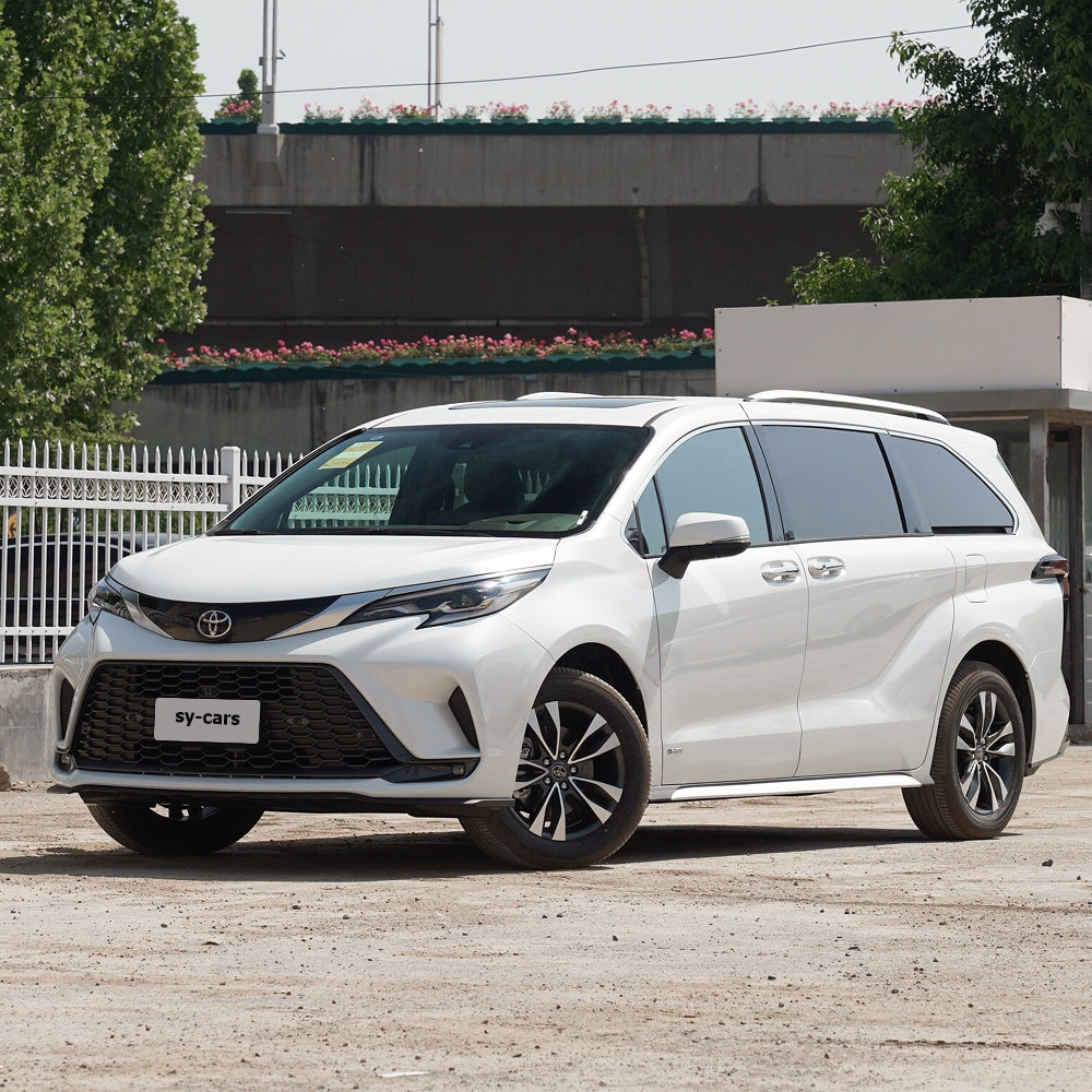 FAW Toyota Granvia 2024 2023 Medium to Large MPV Gasoline Hybrid Vehicle 2.5L 7 Seaters Car 92# National VI Made in China