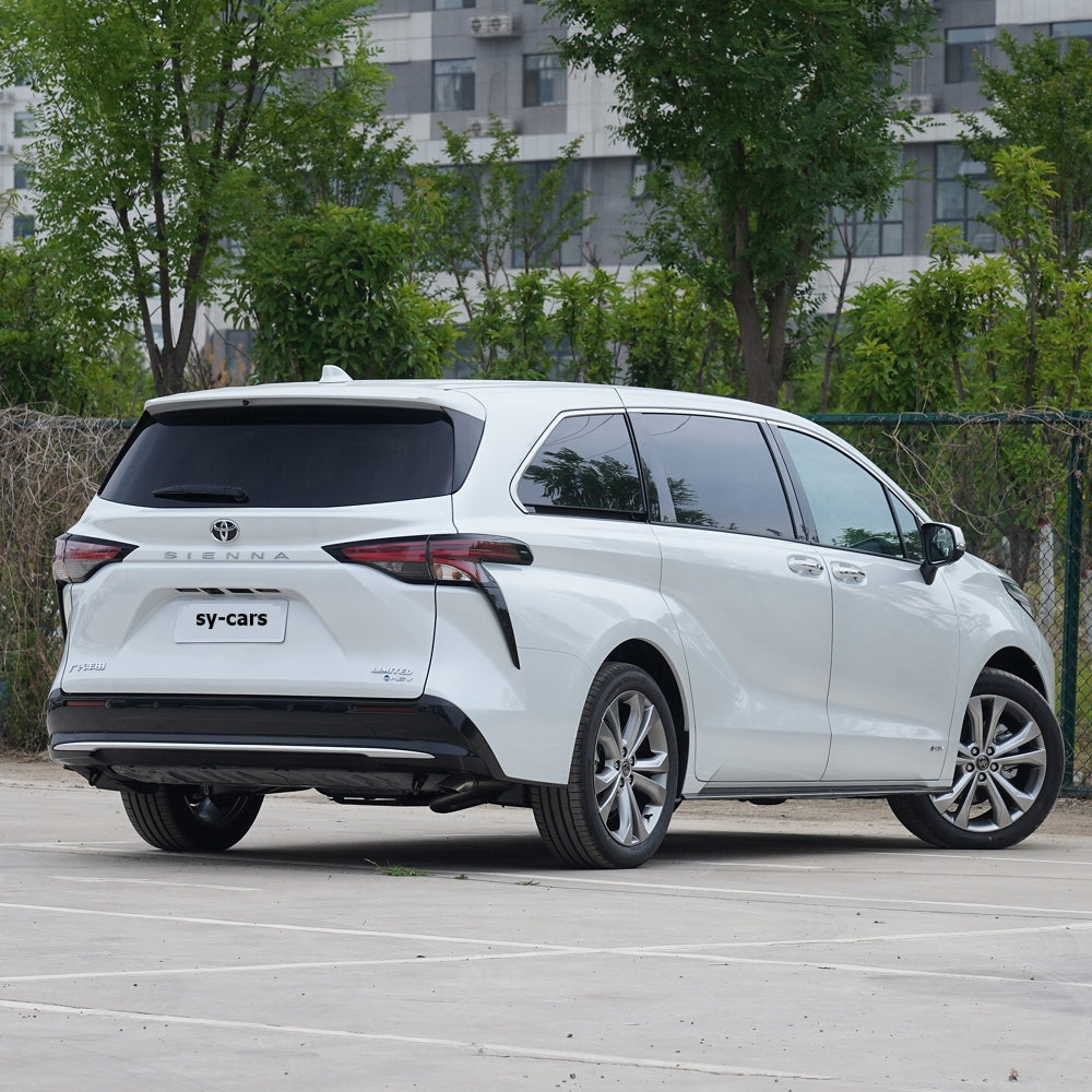 GAC Toyota Sienna 2024 2023 Medium to Large MPV Gasoline Hybrid Vehicle 2.5L 7 Seaters 92# National VI Made in China