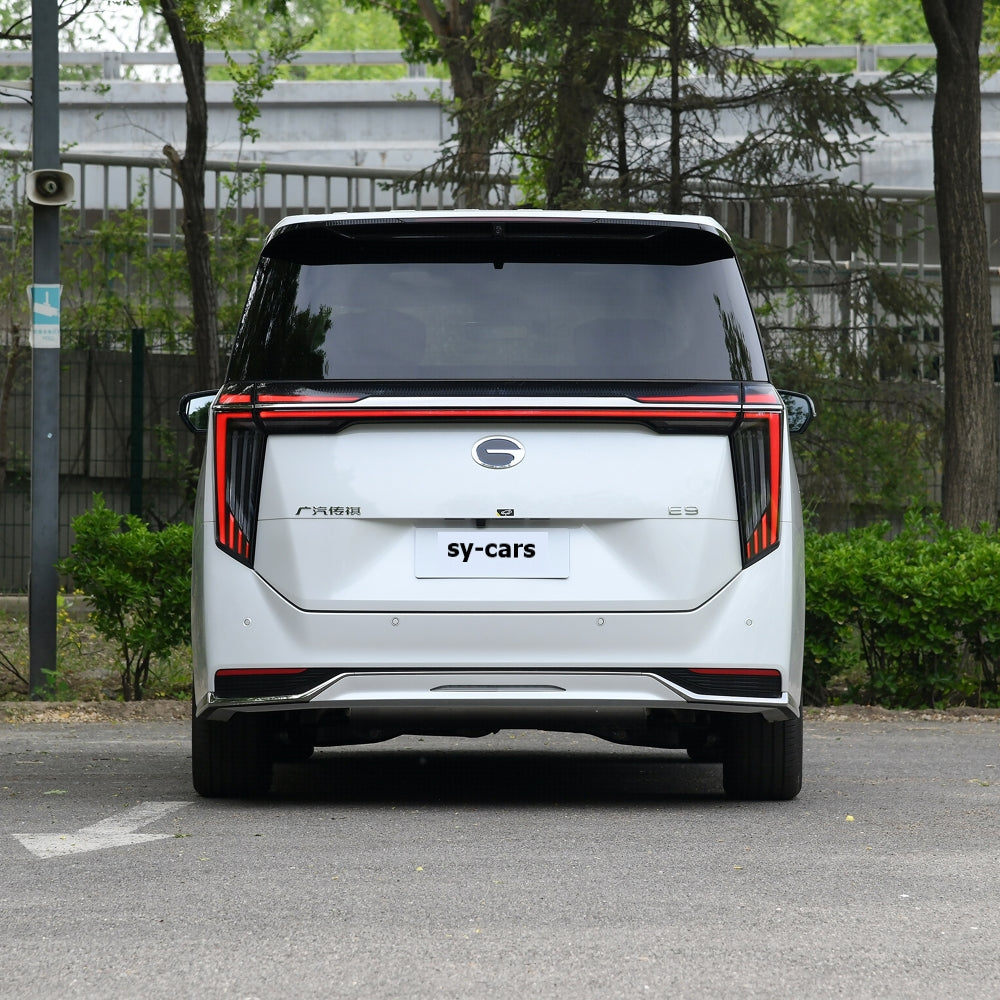GAC Trumpchi E9 Luxurious PHEV PRO MAX Plug-in Hybrid Vehicle Medium to Large MPV 2.0T 2WD 7 Seats Car Made in China