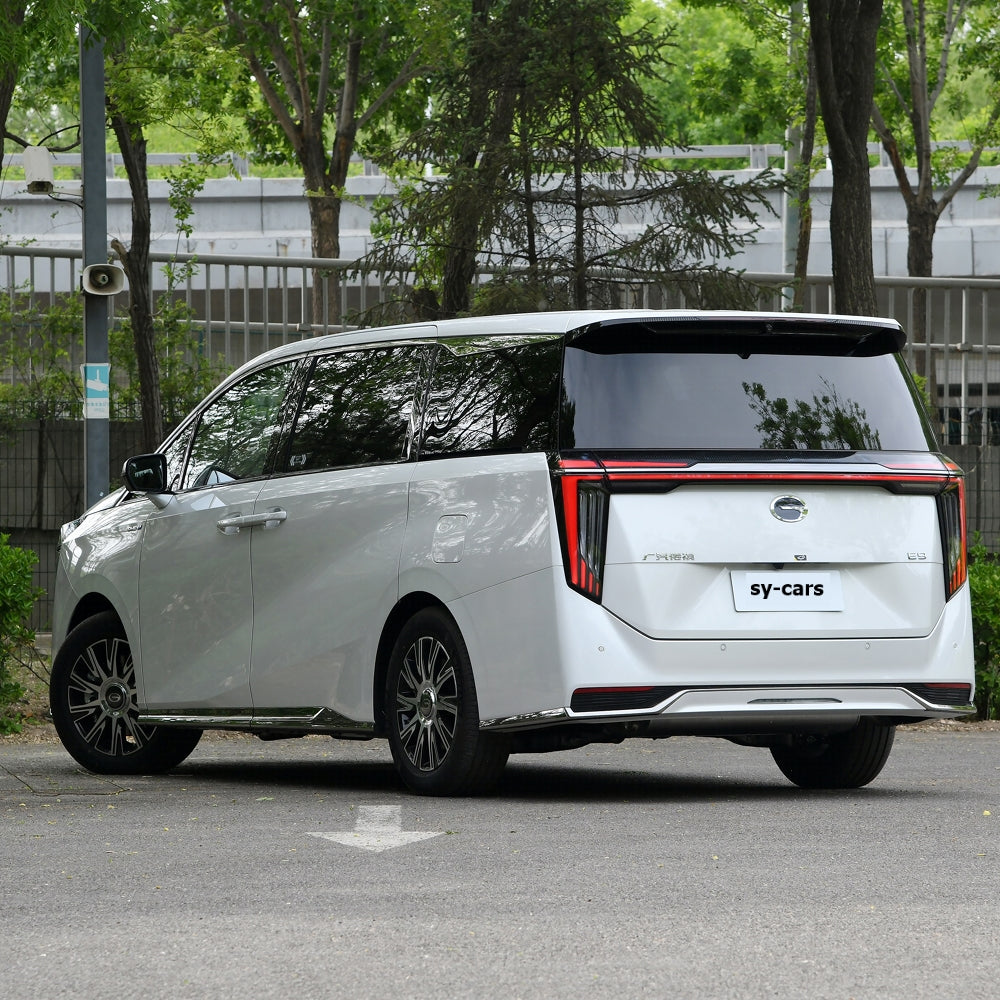 GAC Trumpchi E9 Luxurious PHEV PRO MAX Plug-in Hybrid Vehicle Medium to Large MPV 2.0T 2WD 7 Seats Car Made in China