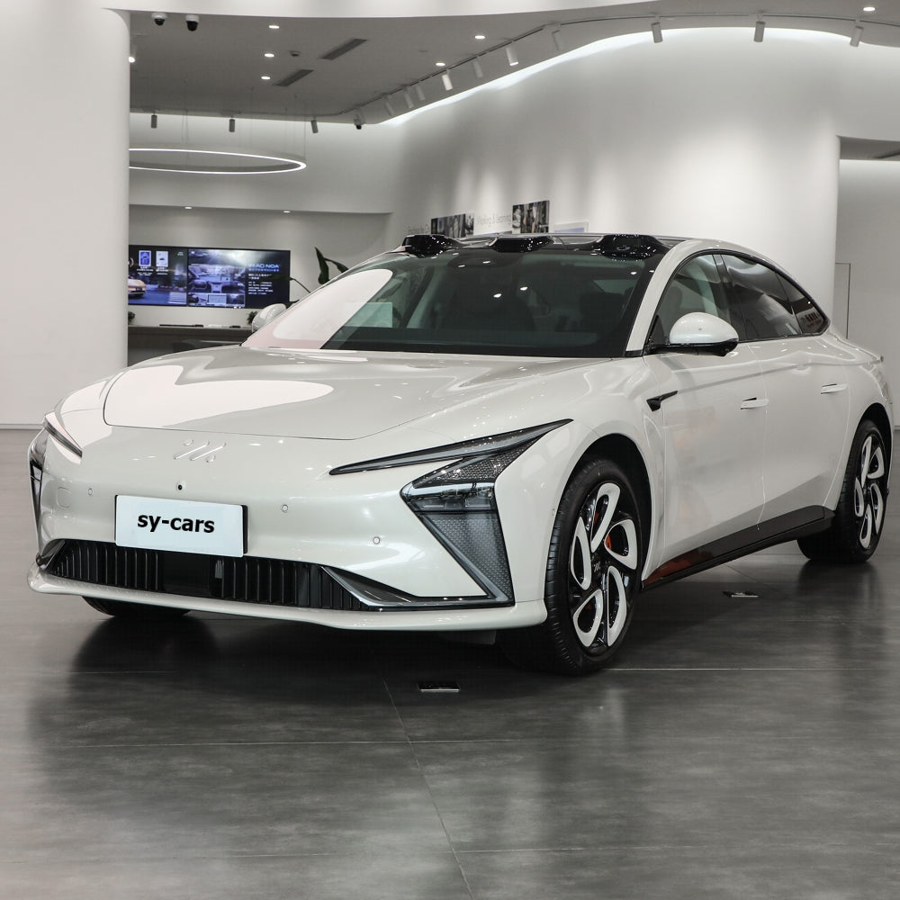 IM Motors L7 Medium to Large Sedan 2024 EV BEV Pure Electric Vehicle 5 Seats 2WD 4WD Car Made in China