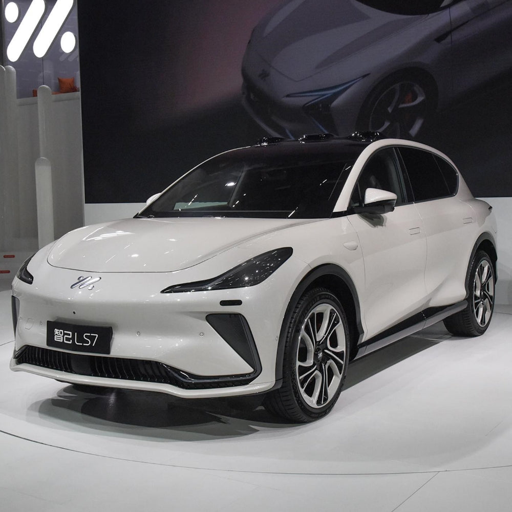 IM Motors LS7 Medium to Large SUV EV BEV Pure Electric Vehicle 5 Seats 2WD 4WD 250kW 425kW Car Made in China