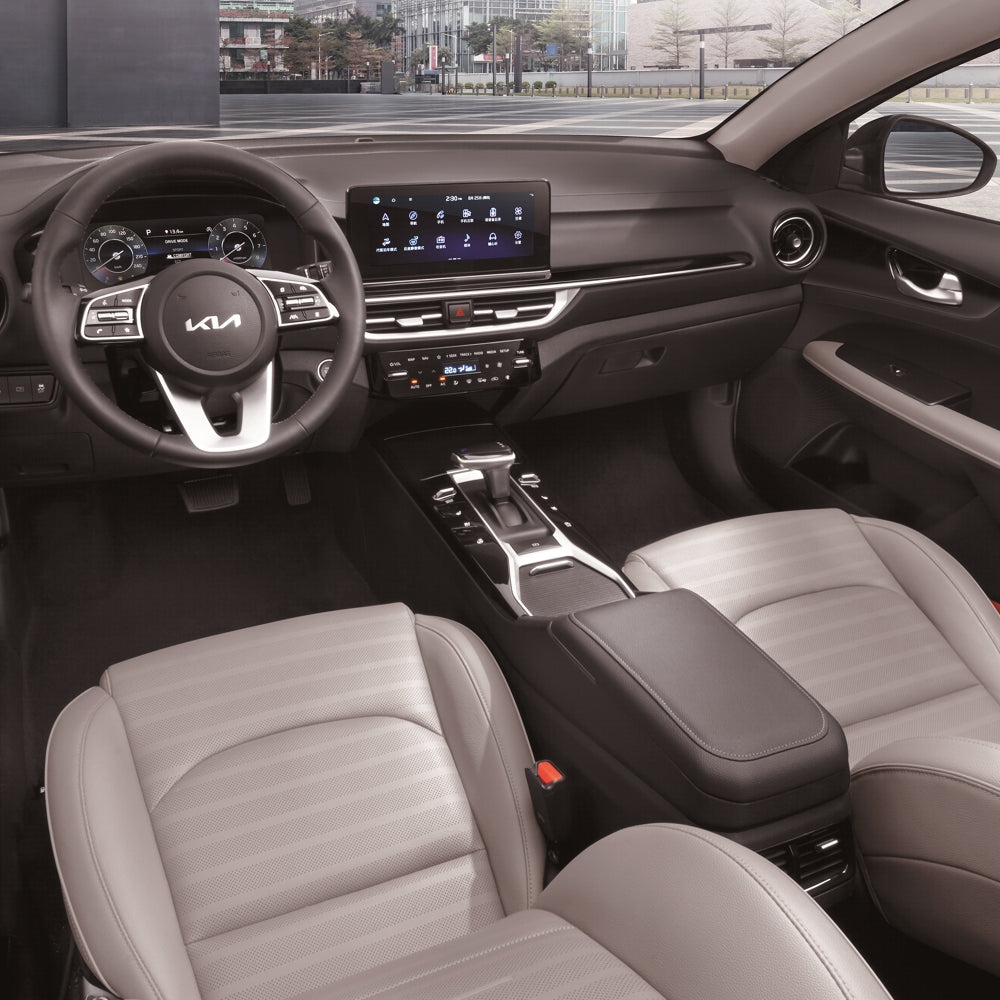 Kia K3 Gasoline Vehicle 2023 2024 Compact Sedan 1.4T 1.5L 5 Seaters Fuel Car 92# National VI CVT DCT 2WD Made in China
