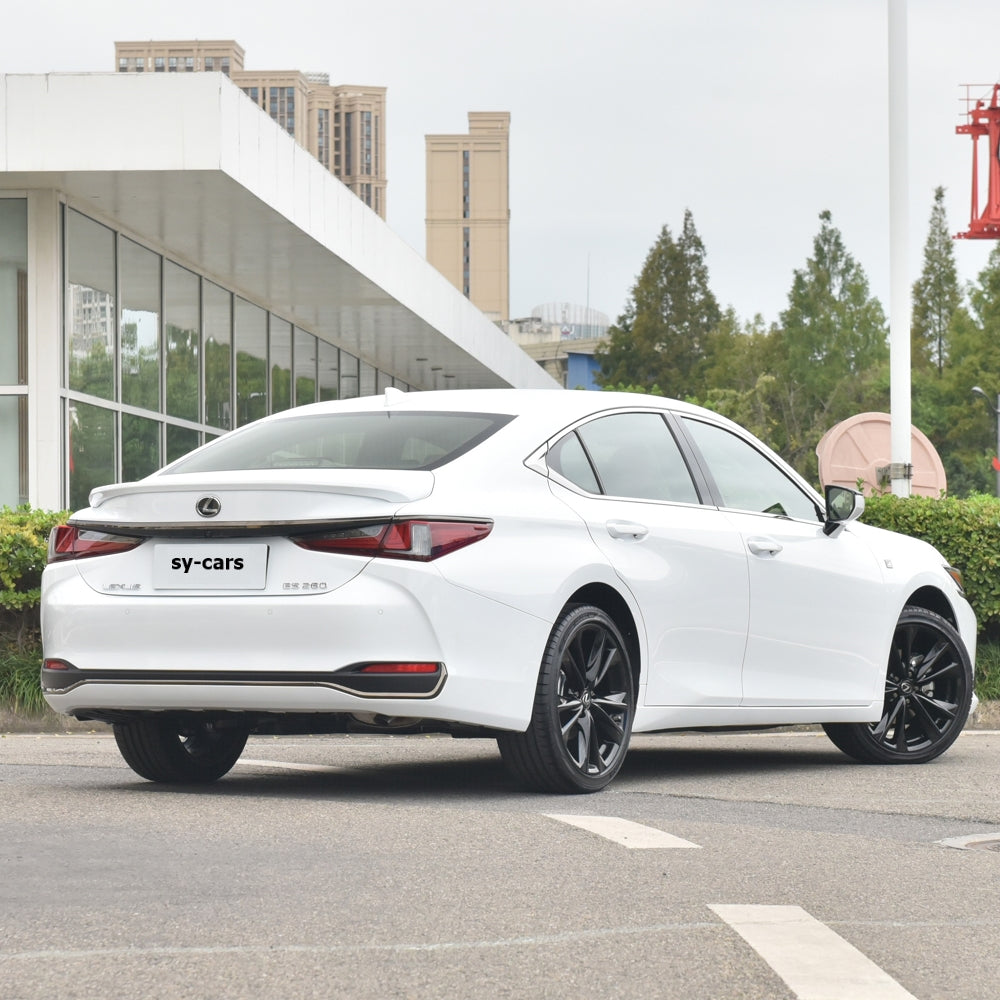 Lexus ES Gasoline Vehicle 2023 2024 Medium to Large Sedan 2.0L 2.5L Gasoline Hybrid 92# National VI 5 Seaters Made in China