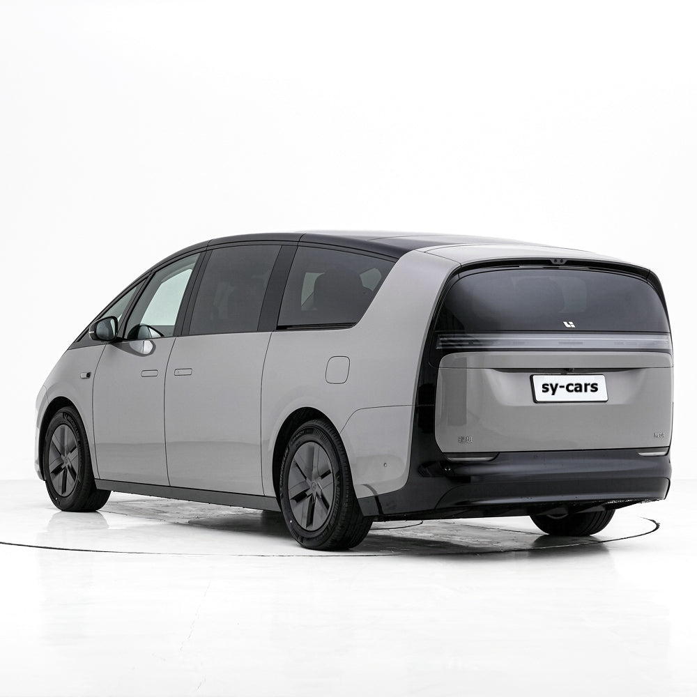 Li Auto Lixiang MEGA Ultra 2024 Large MPV EV BEV PEV Pure Electric Vehicle Dual Motor 4WD 7 Seaters Luxury Car Made in China