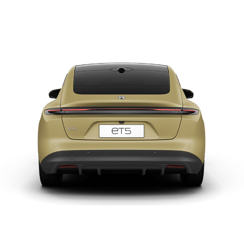 Nio ET5 Pure Electric Vehicle Medium Sedan EV BEV Dual Motors All Wheels Drive 75kWh 100kWh 5 Seaters Car Made in China