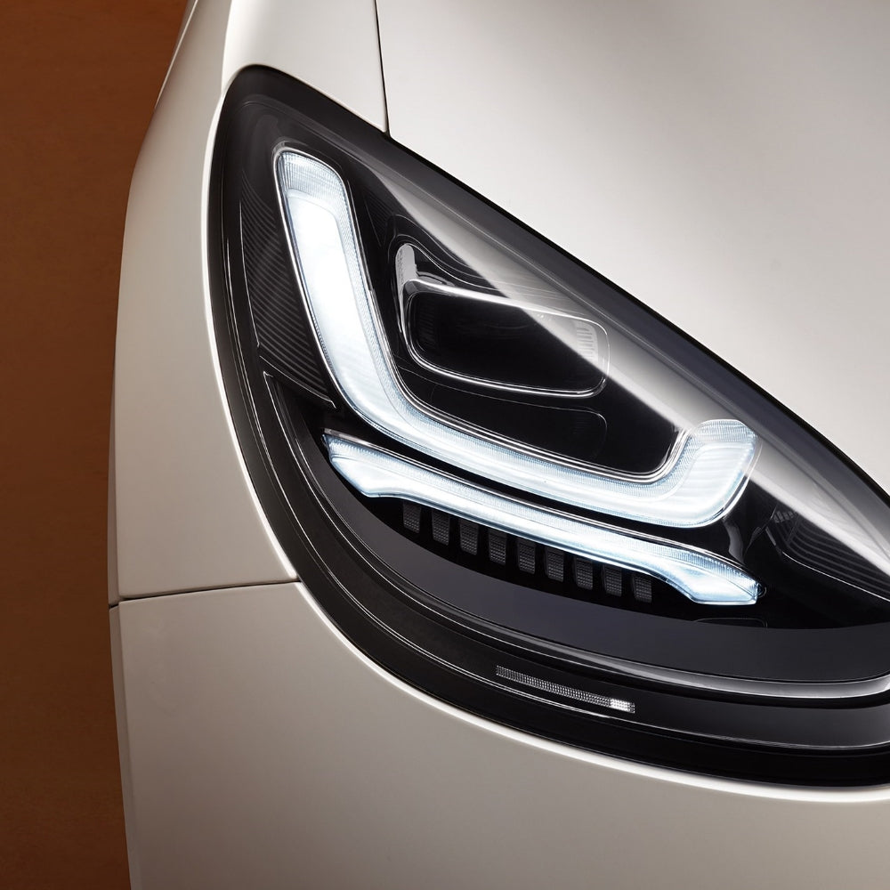 SAIC GM Wuling Bingguo EV BEV CLTC 410km Pure Electric Vehicle Small Sedan 4 Seaters FWD Made in China