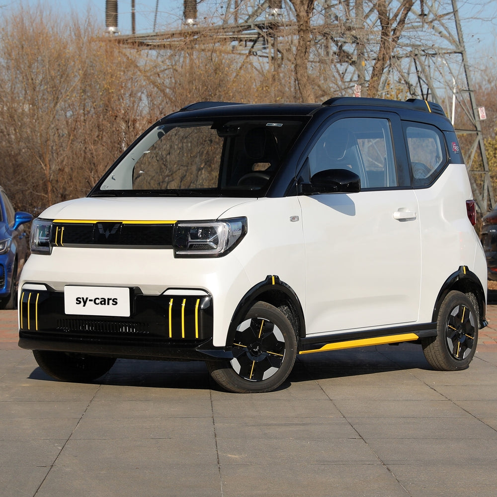 SAIC GM Wuling Hongguang MINIEV EV BEV CLTC 300km Pure Electric Vehicle Micro Sedan 4 Seaters RWD Made in China