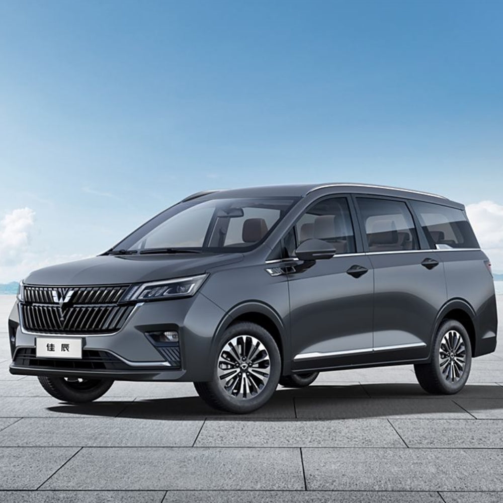 SAIC GM Wuling Jiachen Fuel 1.5L 2.0L Gasoline Hybrid Vehicle 92# Compact MPV 7 Seaters FWD Made in China