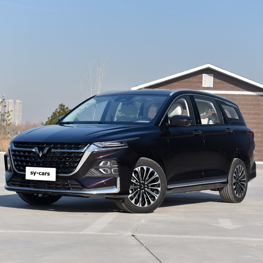 SAIC GM Wuling KaiJie Fuel 1.5T 2.0L Gasoline Hybrid Vehicle 92# Compact MPV 6 Seaters FWD Made in China