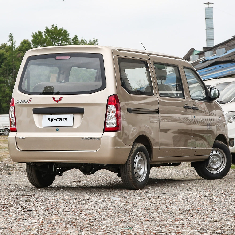 SAIC GM Wuling RongGuang S 1.2L 1.5L Gasoline Vehicle 92# Mini Bus 7 Seaters Van RWD Made in China