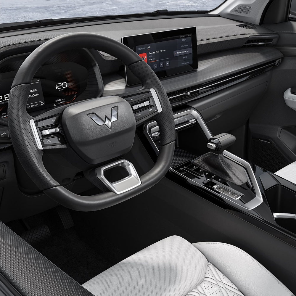SAIC GM Wuling Xingchen 2.0L 1.5L Fuel Gasoline Hybrid Vehicle 92# Compact SUV 5 Seaters Car 2WD Made in China