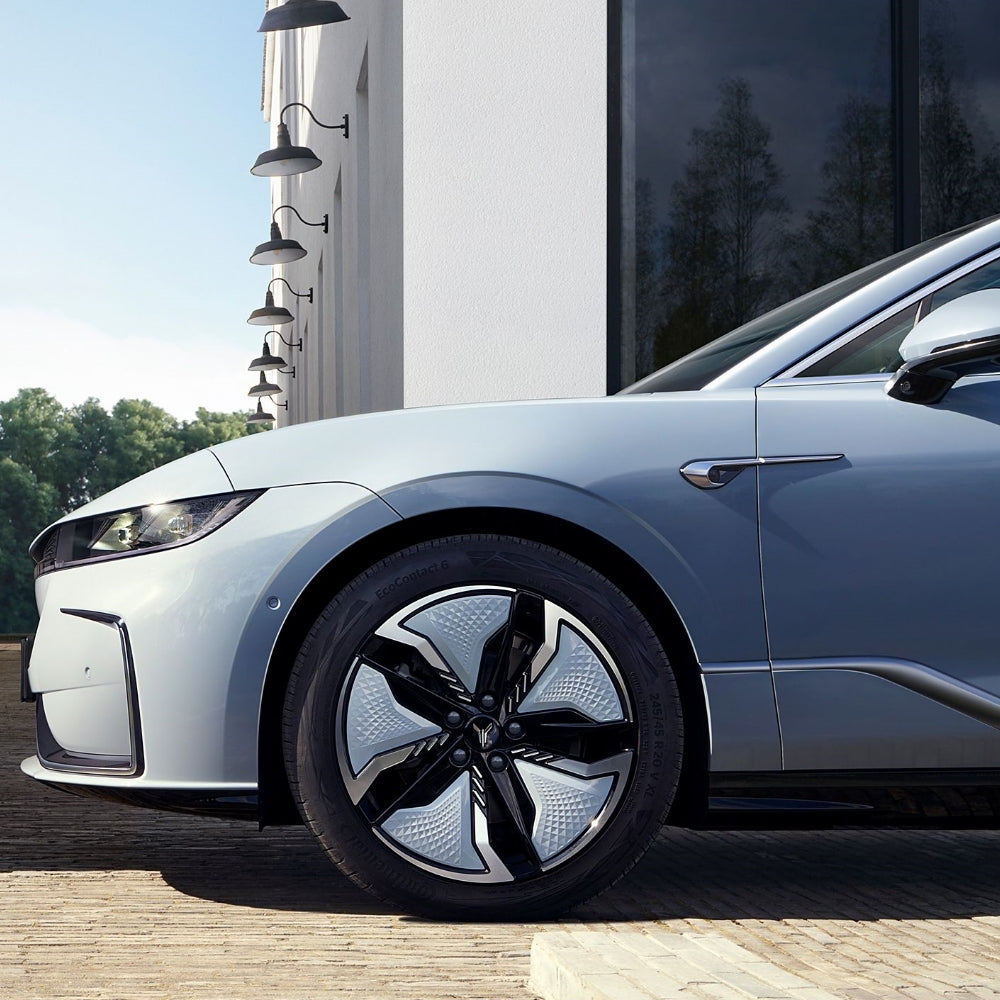 Voyah Passion DongFeng Motor Corporation EV BEV Pure Electric Vehicle PHEV Plug-in Hybrid Electric Car Medium to Large Sedan Made in China