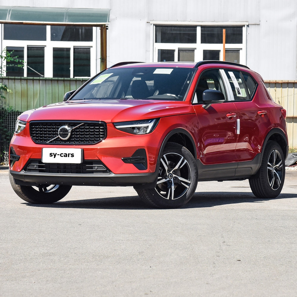 Volvo XC40 B3 B4 Gasoline Vehicle 2.0L 5 Seaters 2024 Compact SUV Gasoline+48V Light Hybrid System 95# National VI Car Made in China